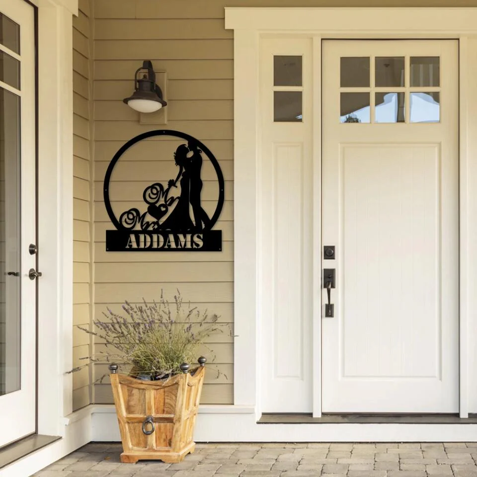 Hand In Hand Couple Cutting Art - Personalized Metal Sign - Image 7