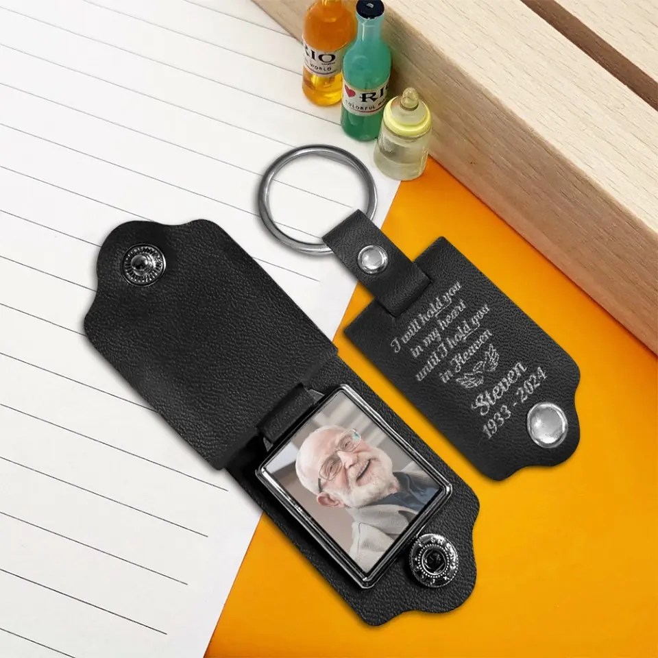 I Will Hold You In My Heart Personalized Leather Photo Keychain - Image 3