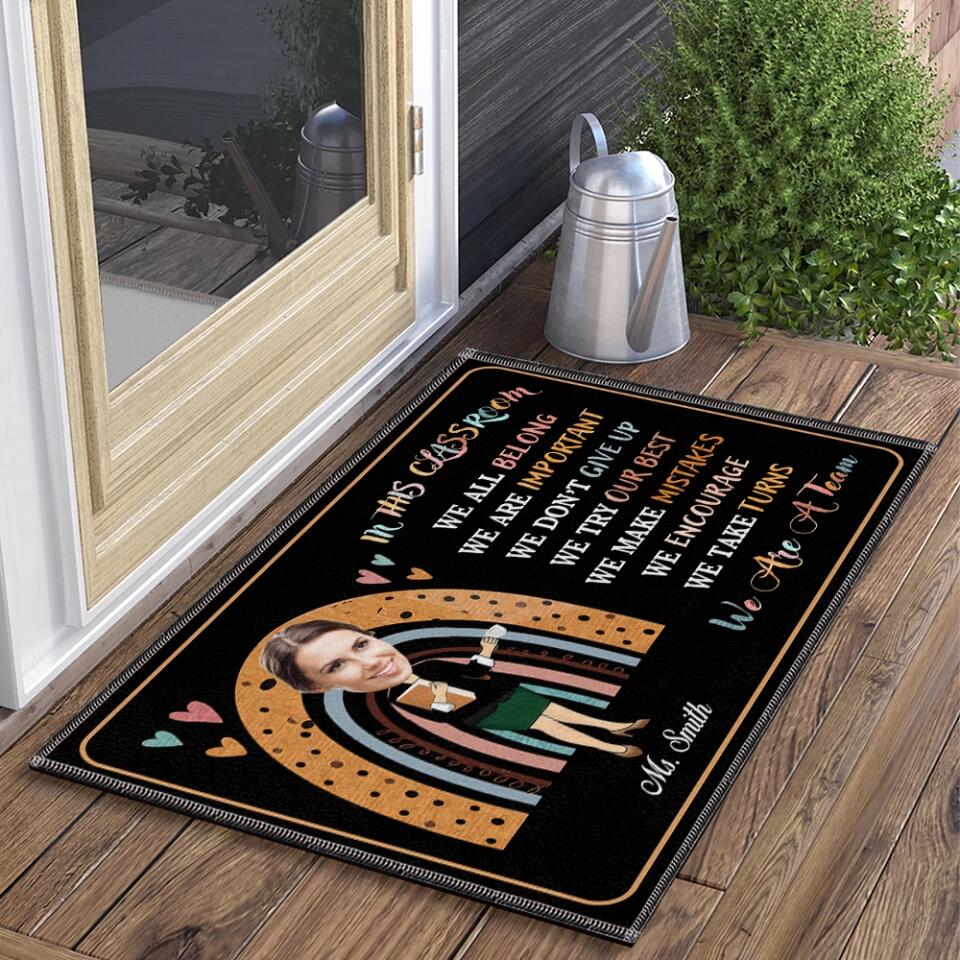 In This Classroom We Are A Team Personalized Doormat Gift For Teacher - Image 3
