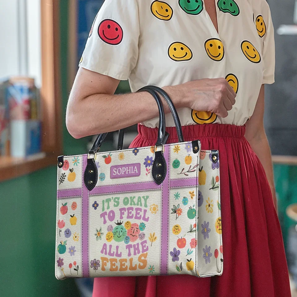 Its Okay To Feel All The Feels School Psychologist - Personalized Teacher Leather Bag - Cute Gift for Your Teachers - Image 3