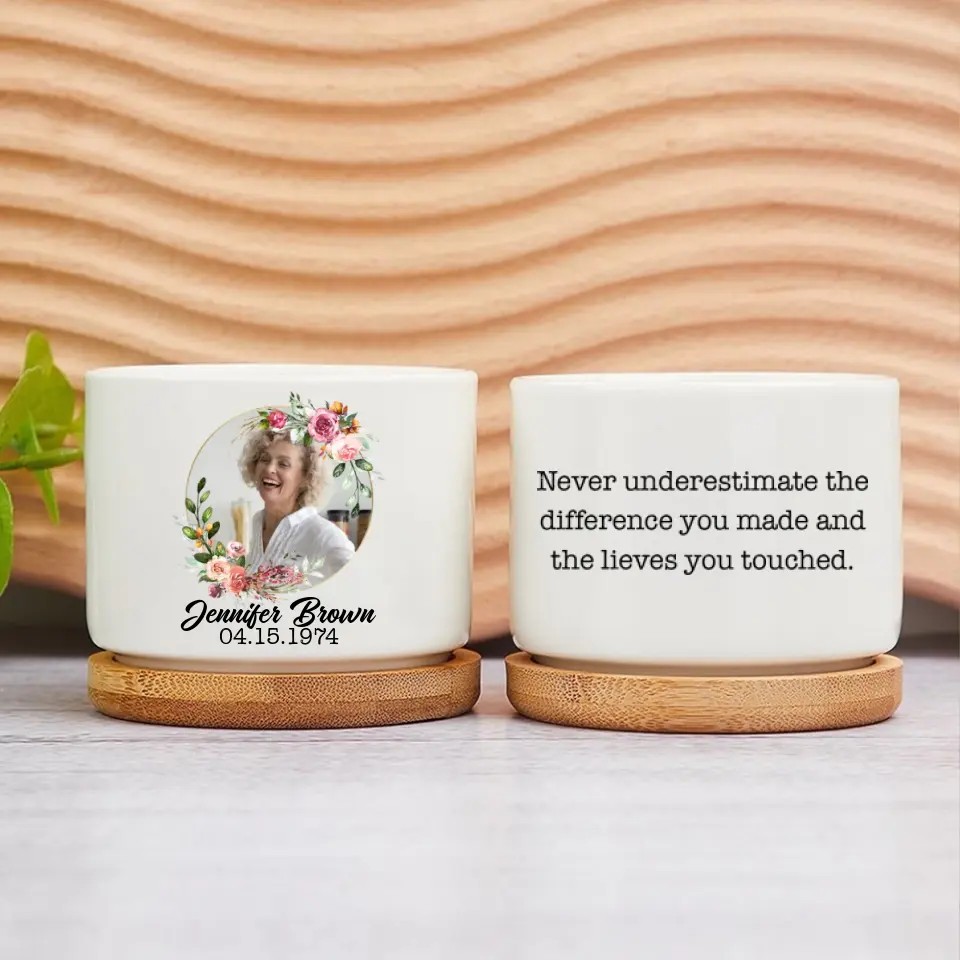Never Underestimate the Difference You Made and the Lives You Touched Plant Pot Gift for Boss Coworker - Image 2