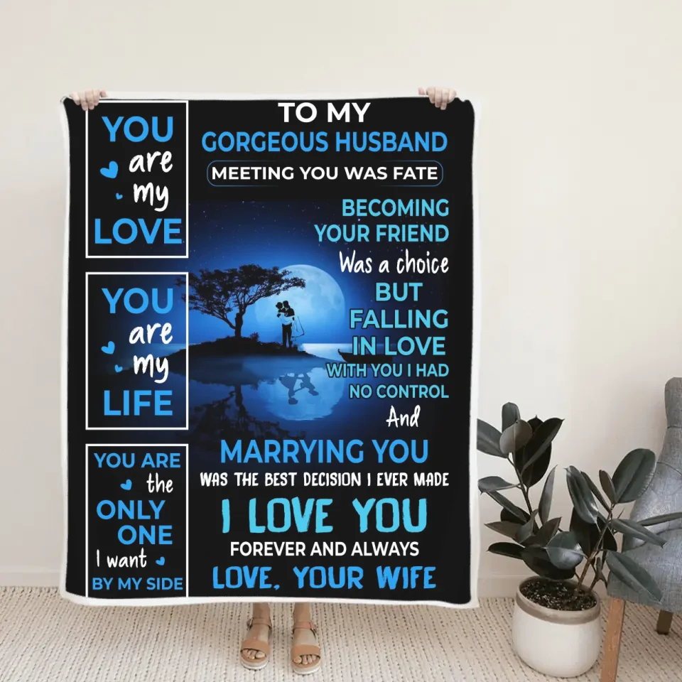To My Gorgeous Wife/Husband - Love Quote for Her, Him - Couple at Moon Light - Fleece Blanket - Anniversary, Wedding Gift - Image 3